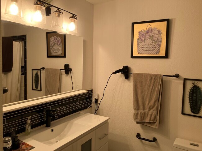 Building Photo - 3873 Rugged Cir