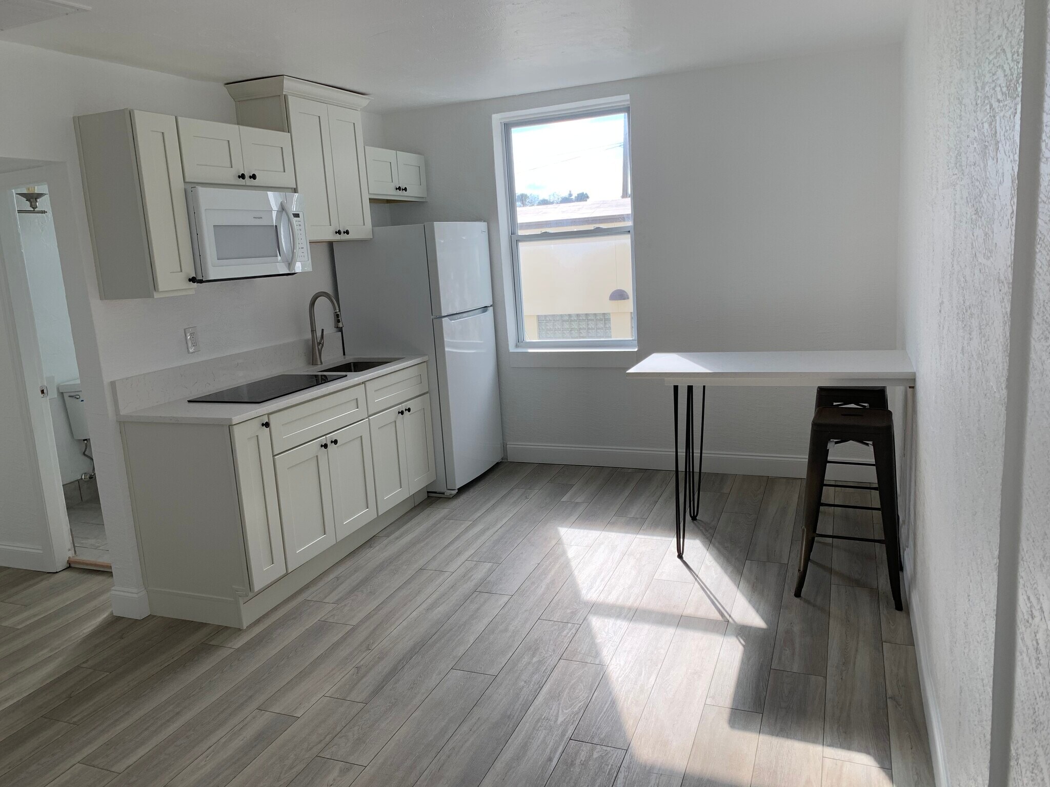 Building Photo - 512 Canal St