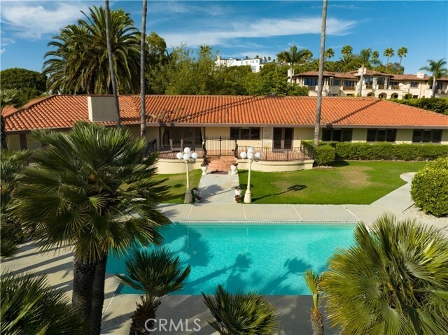 Building Photo - 984 La Cresta Pl