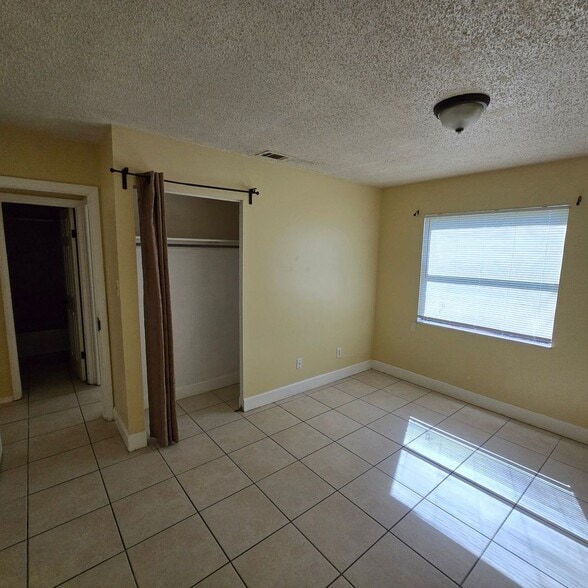 Building Photo - 4487 Wheatley St