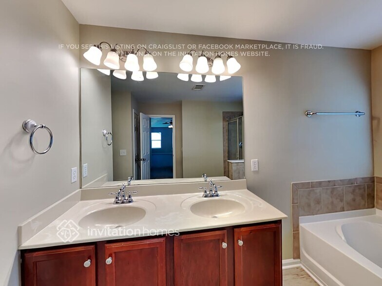 Building Photo - 90 Laurel Branch Ct