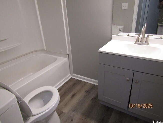 Building Photo - 1703 Fawn Vista Dr N