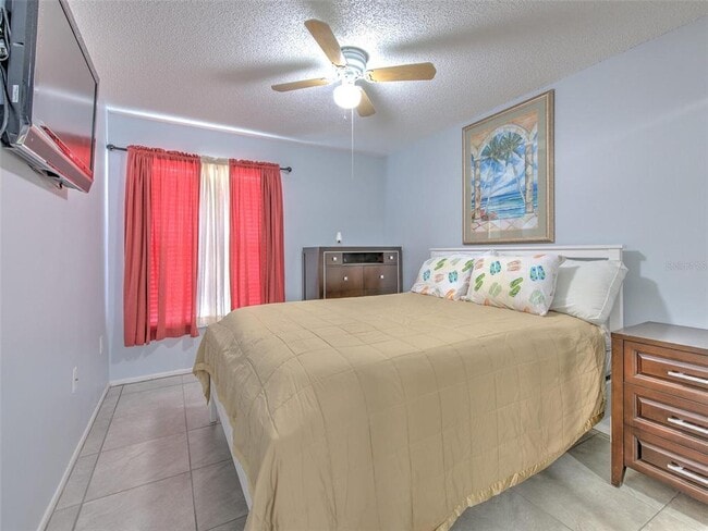 Building Photo - 4313 Tahitian Gardens Cir