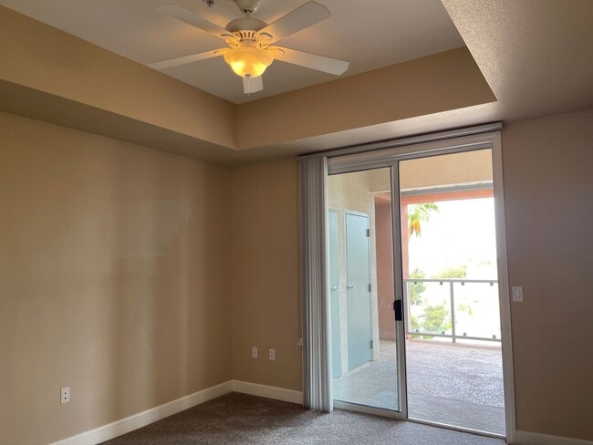 Building Photo - Park Avenue One Bedroom