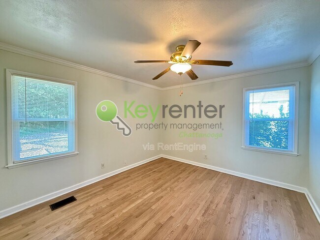 Building Photo - 4803 Orchard View Dr