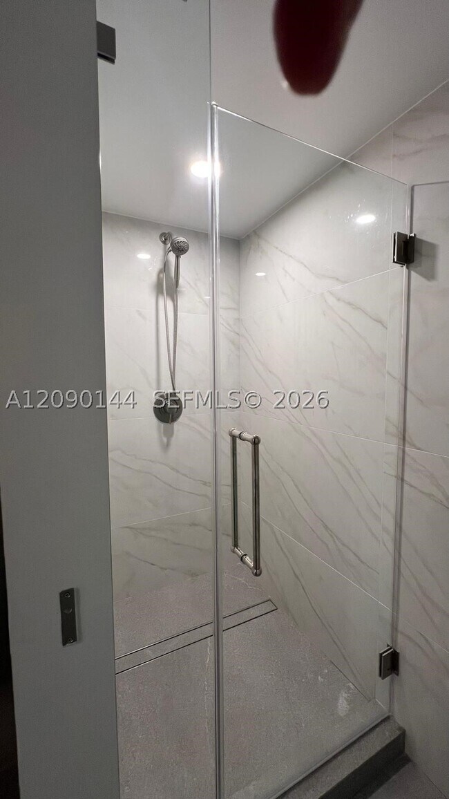 Building Photo - 345 Ocean 525