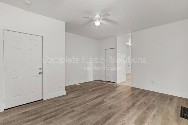 Building Photo - 3702 Meramec St
