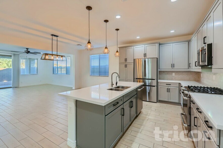 Building Photo - 24896 N 144th Ln