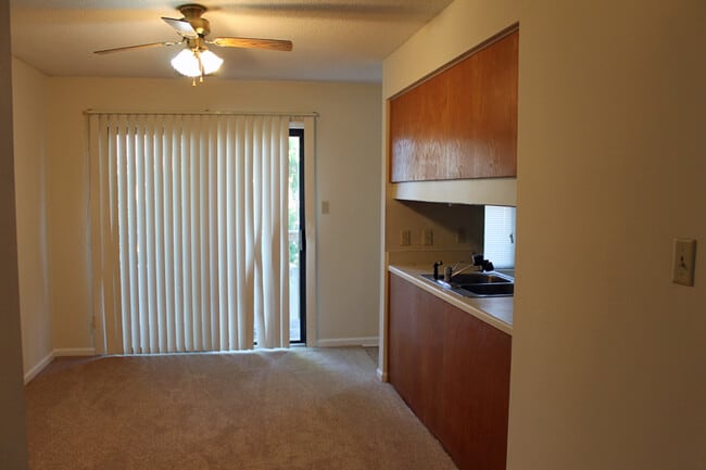 Building Photo - 6501 Habersham St