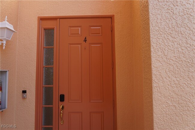 Building Photo - 13091 Sandy Key Bend