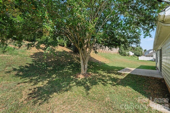 Building Photo - 2163 Wexford Way