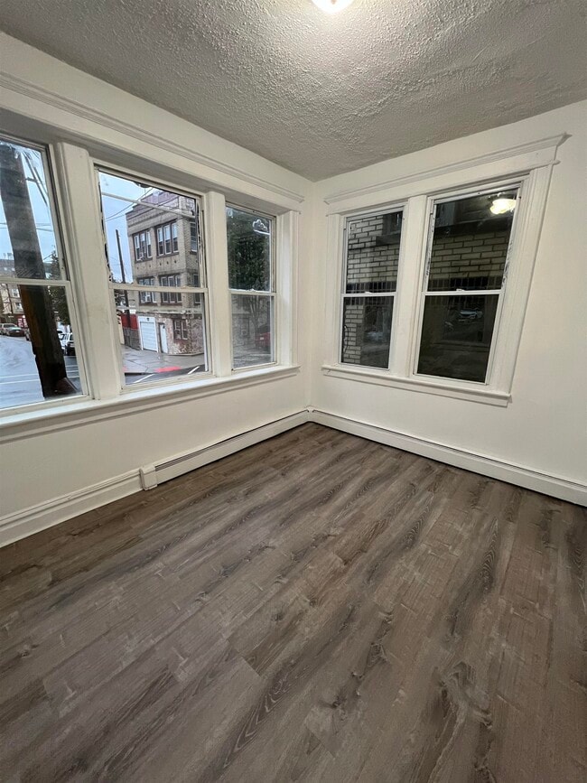 Building Photo - 222 66th St
