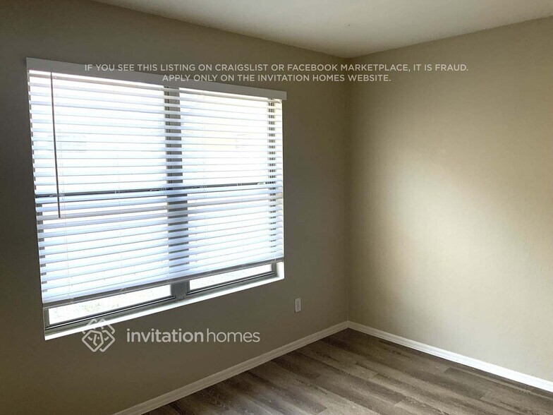 Building Photo - 9537 W Monte Vista Rd