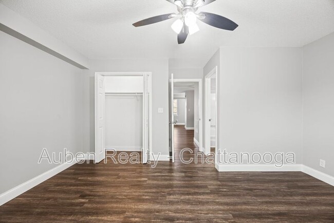 Building Photo - 5519 HIGHWAY 153 APT I