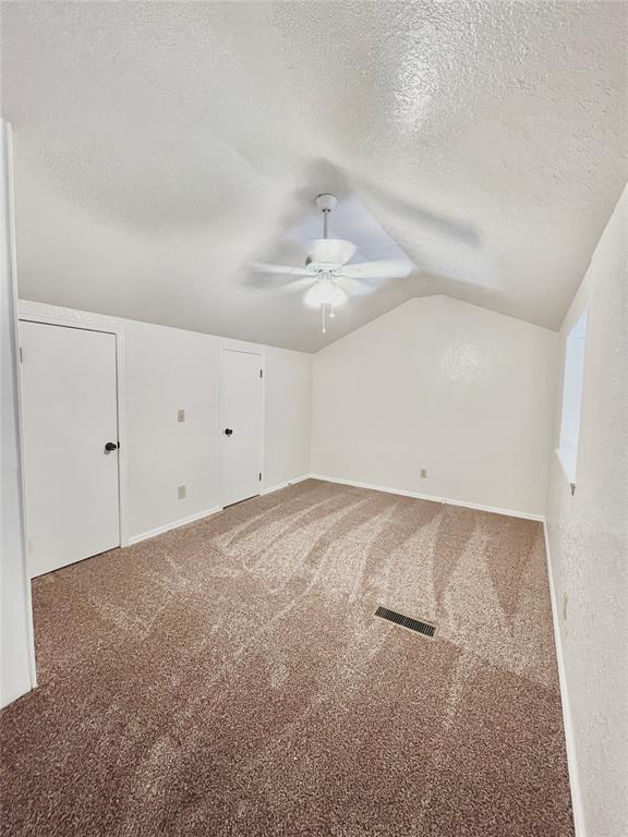 Building Photo - 1901 E Lindsey St