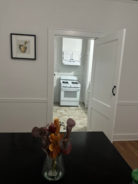 Building Photo - 1014 Maury St