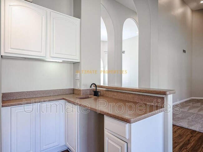 Building Photo - 10033 N 55th Pl