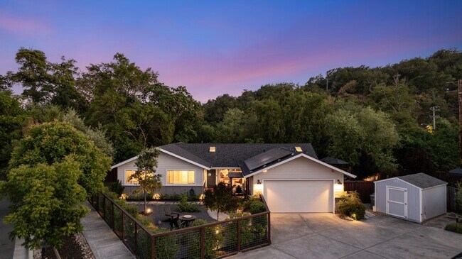 Building Photo - 88 Calistoga Rd