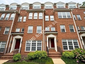 Building Photo - 9508 Walker Way