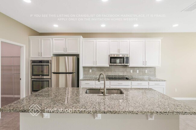 Building Photo - 10538 Medford Lakes Dr