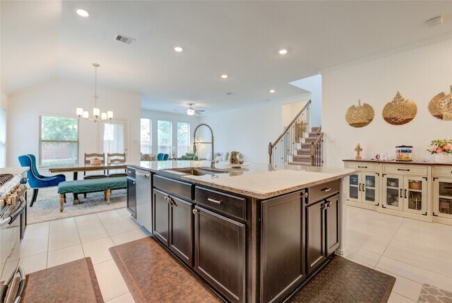 Building Photo - 13026 Sheildaig St