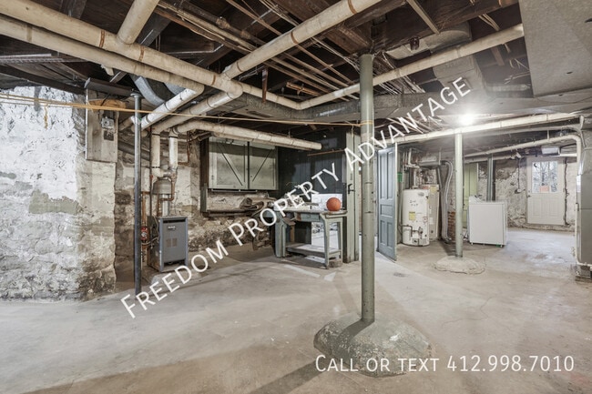 Building Photo - 412 Edgemont St