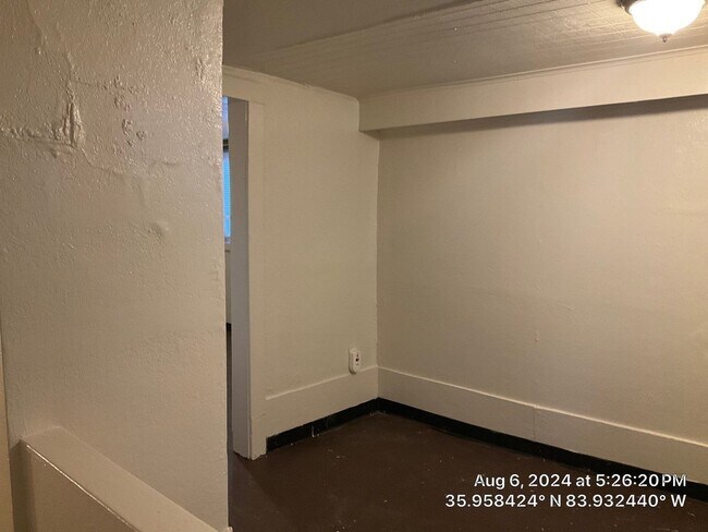 Building Photo - 1628 Clinch Ave