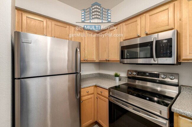 Building Photo - 11640 N 51st Ave