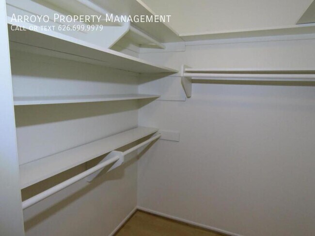 Building Photo - 339 S Catalina