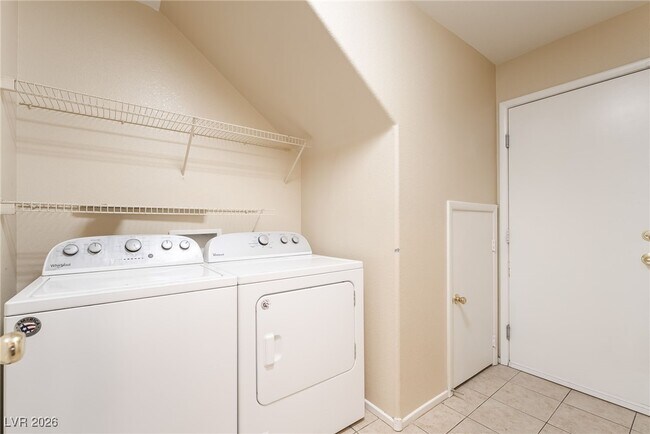 Building Photo - 124 La Padania Ave