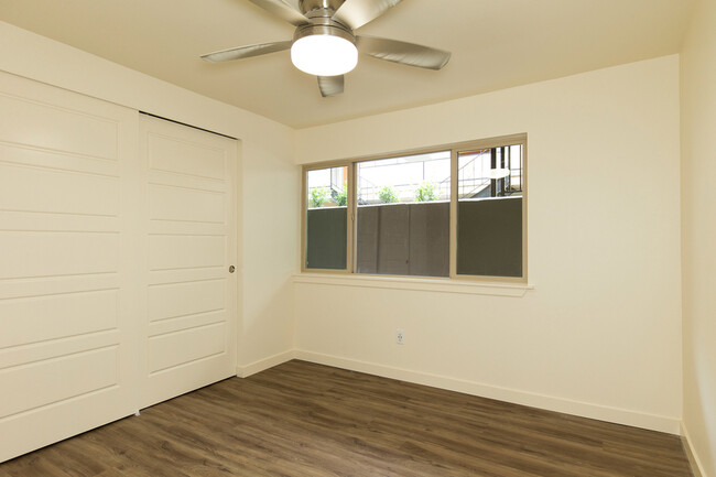 Building Photo - Spacious 3-Bedroom in Ballard!