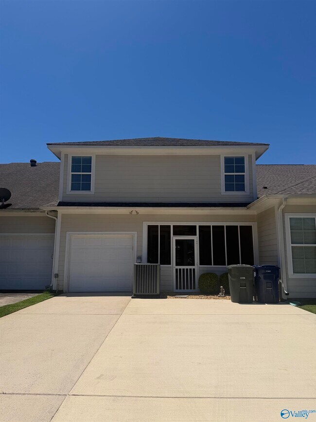 Building Photo - 5 Atherton Cir SW
