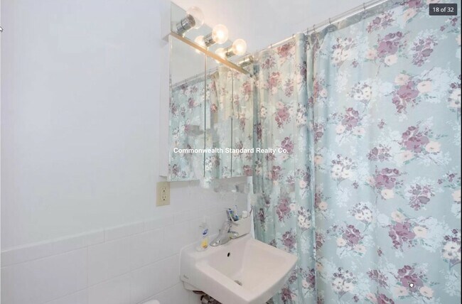 Building Photo - 1340 Commonwealth Ave