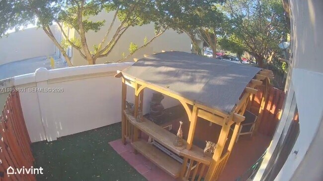 Building Photo - 540 NE 33rd Terrace