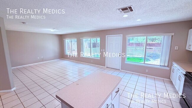 Building Photo - 1291 Sandestin Way