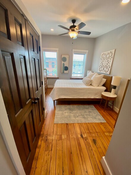 Upper Level Master Bedroom - 1406 Andre St