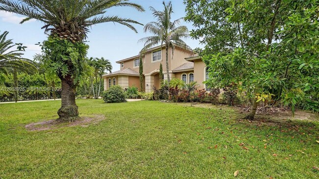 Building Photo - 5960 NW 79th Way