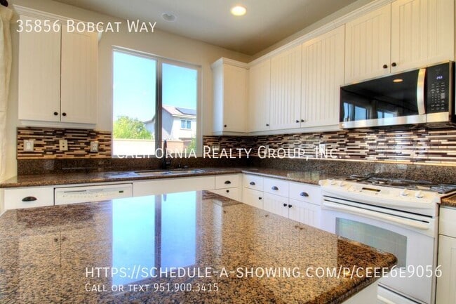 Building Photo - 35856 Bobcat Way