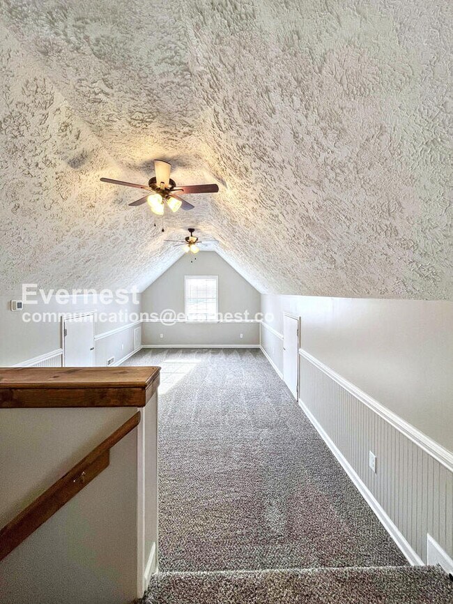 Building Photo - 408 Malibu Canyon Dr