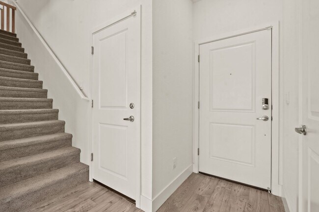 Building Photo - The Birch - - 3 Bedroom, 2.5 Bath single f...