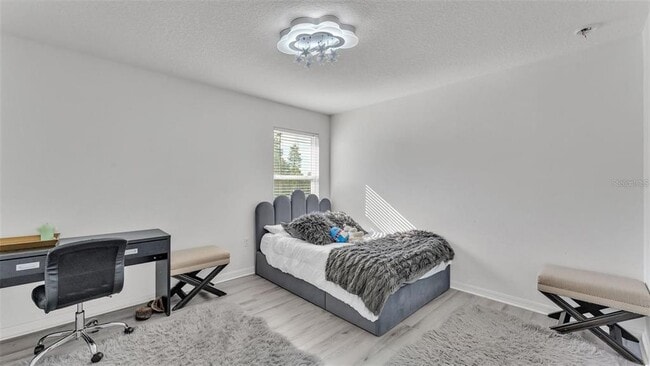 Building Photo - 2259 Waukegan Dr