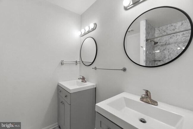 Building Photo - 1225 Danielle Dr