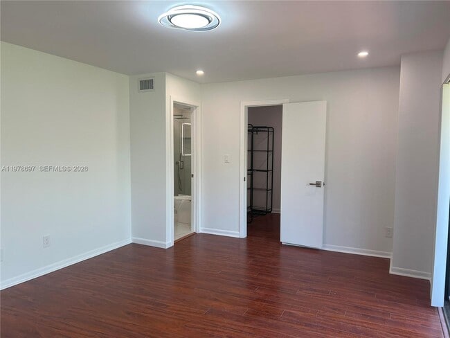 Building Photo - 6435 SW 116th Pl