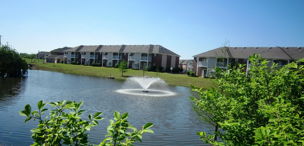 Primary Photo - Ashland Lakes Apartment Homes