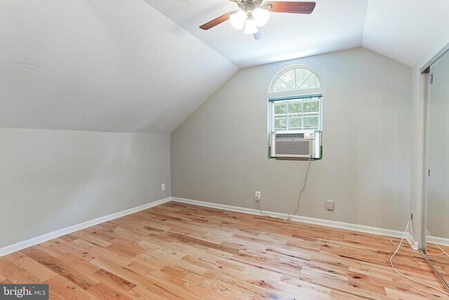 Building Photo - 2509 Hobbs Rd