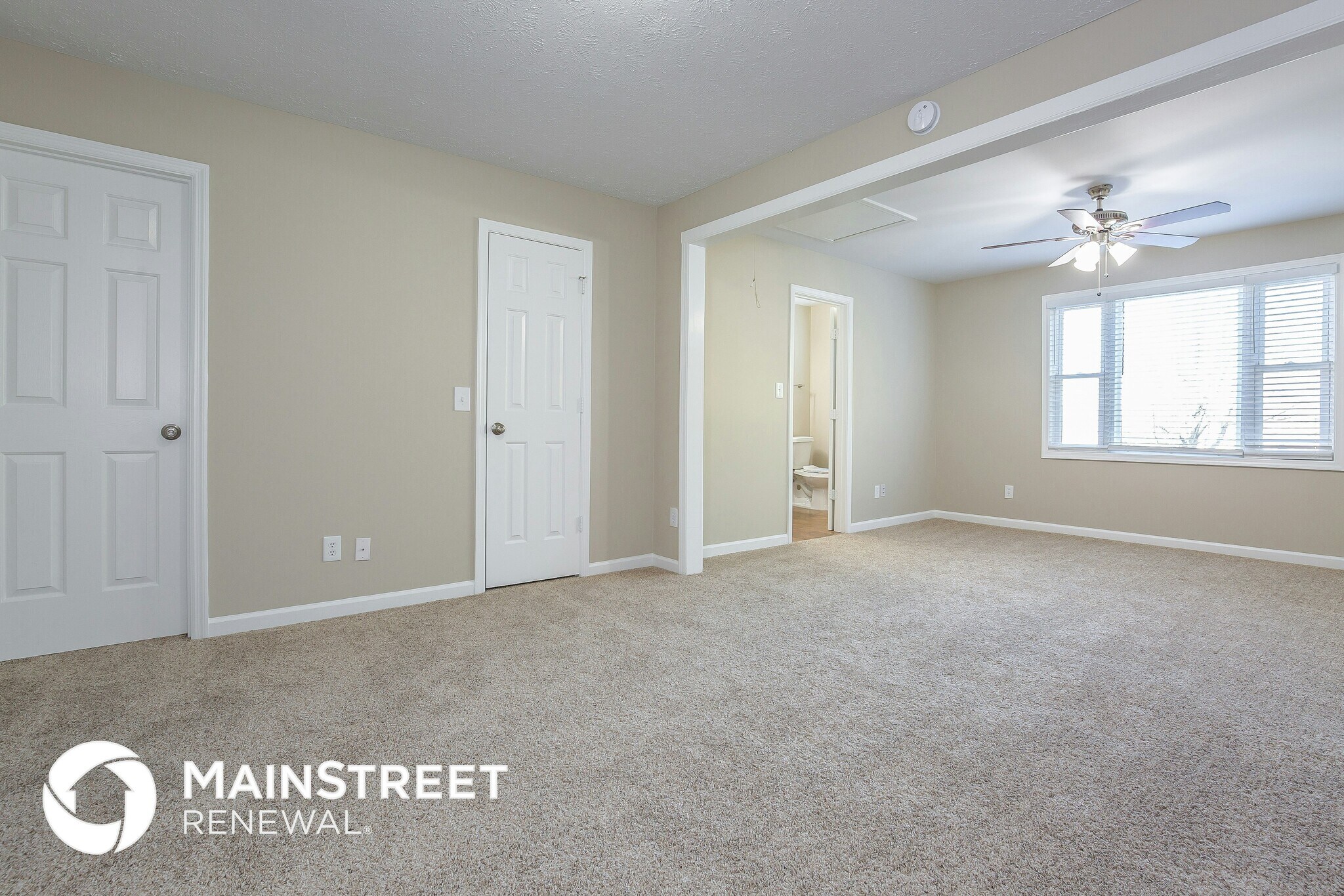 Building Photo - 200 Oakmont Dr