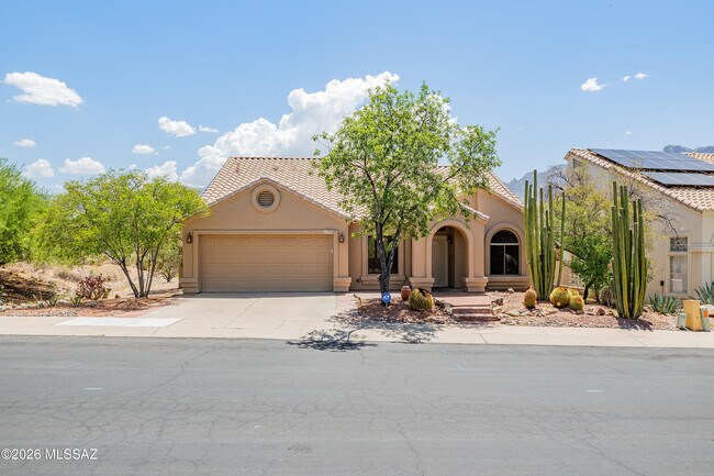 Building Photo - 11776 N Labyrinth Dr