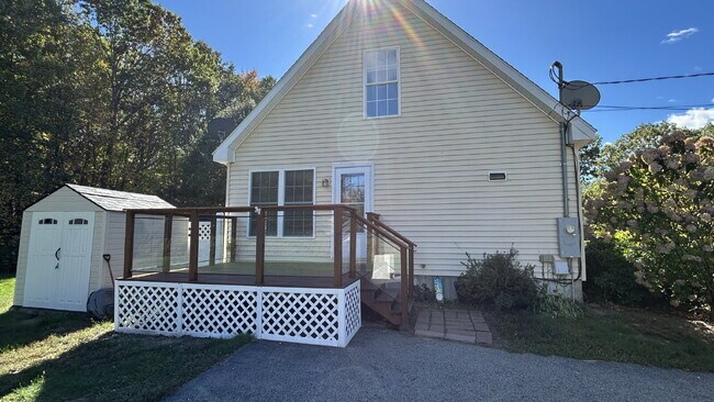 Building Photo - Spacious 3-Bedroom Cape – Quiet Country Living on 2 Acres