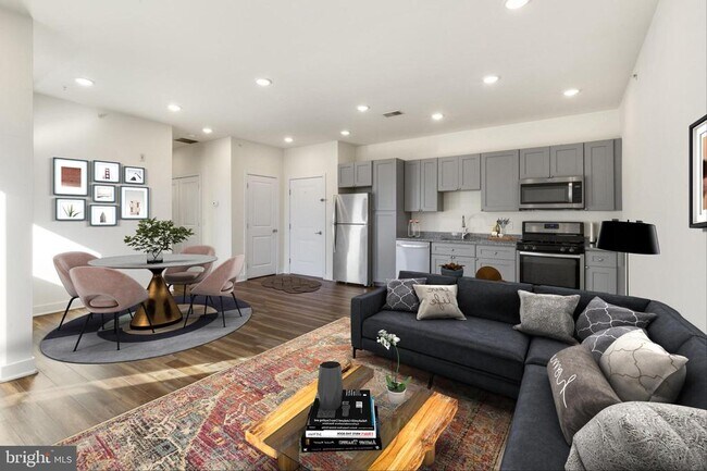 Building Photo - 2411 Kensington Ave