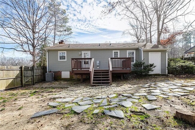 Building Photo - 1624 Mountain Pine Terrace